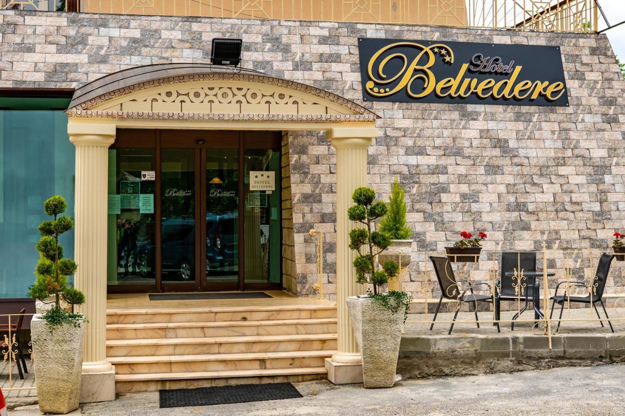 Hotel Belvedere Predeal Exteriör bild